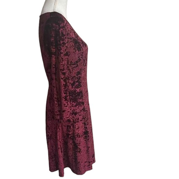 Crushed Velvet Skater A-Line Flirty Mini Burgundy Long Sleeves Cocktail … - Picture 15 of 16